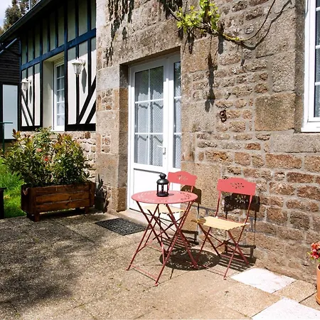 Bed & Breakfast La Mancelliere De Montjoie D'hotes Constellation *