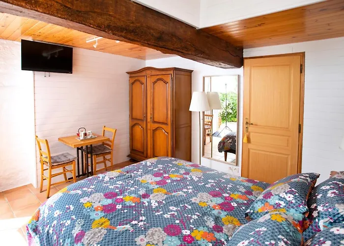 La Mancelliere De Montjoie D'hotes Constellation Bed & Breakfast