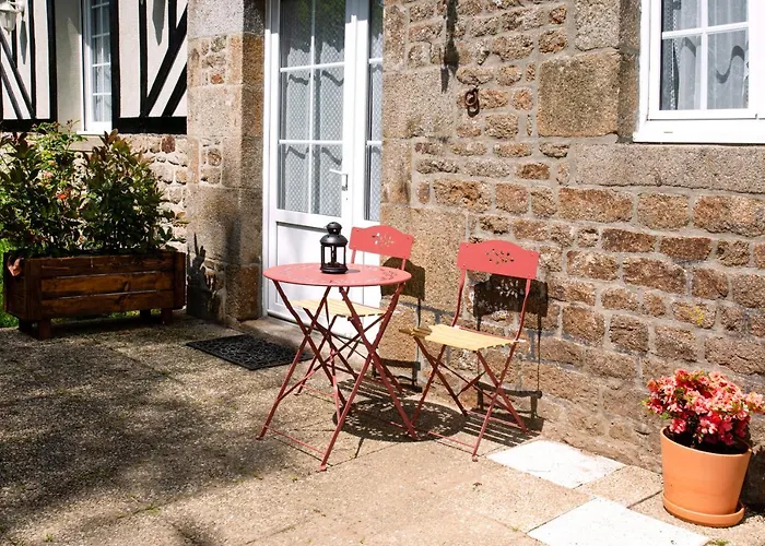 La Mancelliere De Montjoie D'hotes Constellation Bed & Breakfast
